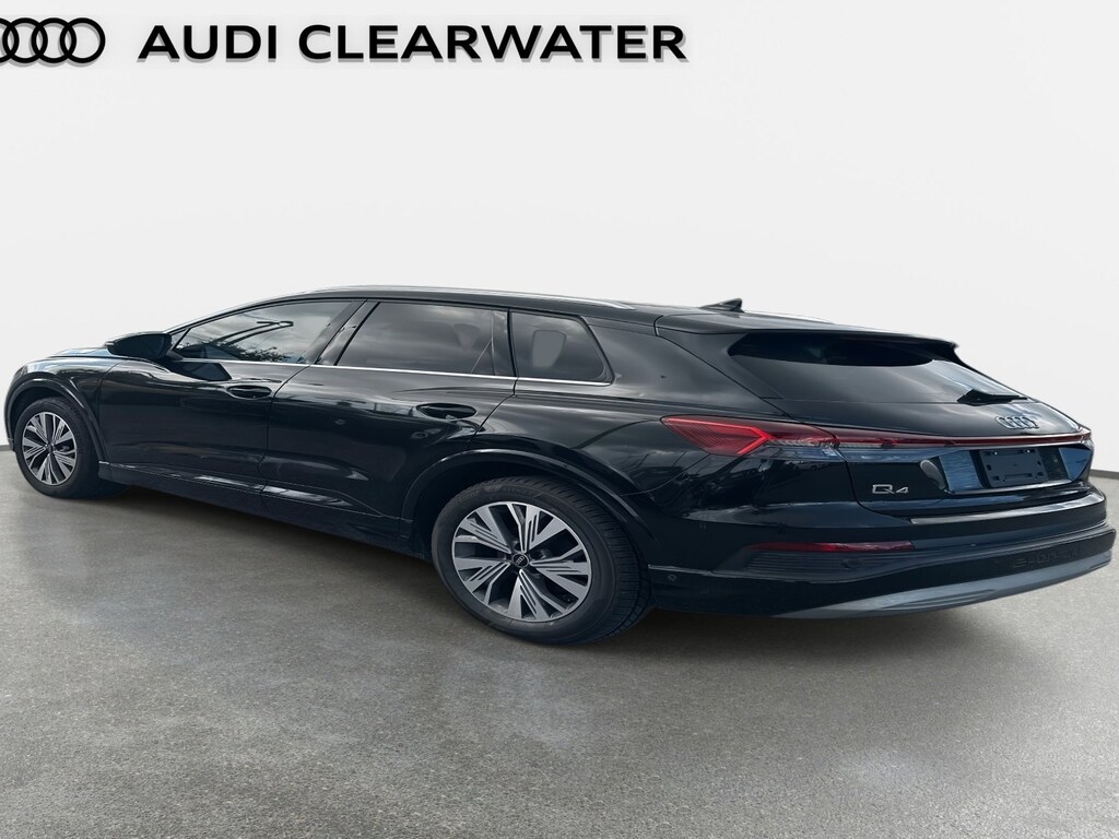 Used 2023 Audi Q4 e-tron Premium Plus Premium Plus 40 RWD