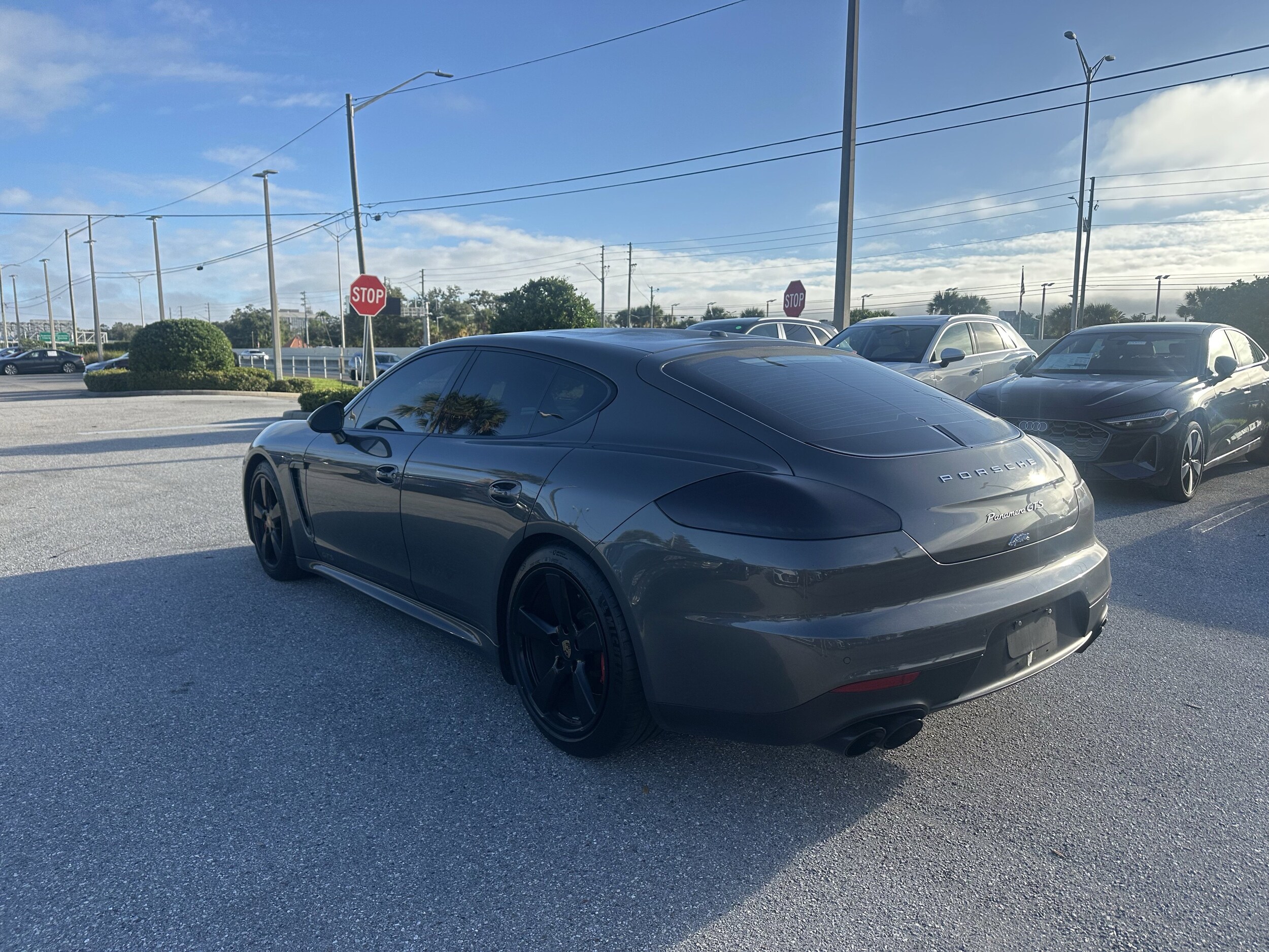 2015 Porsche Panamera GTS photo 2