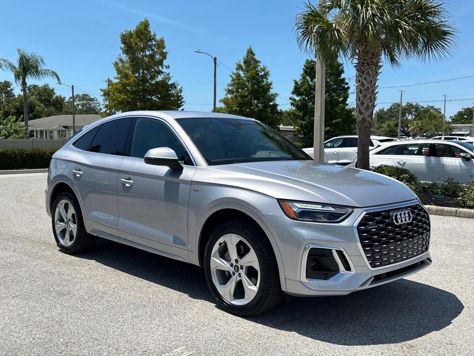 2025 Audi Q5 Sportback S line Premium photo 2