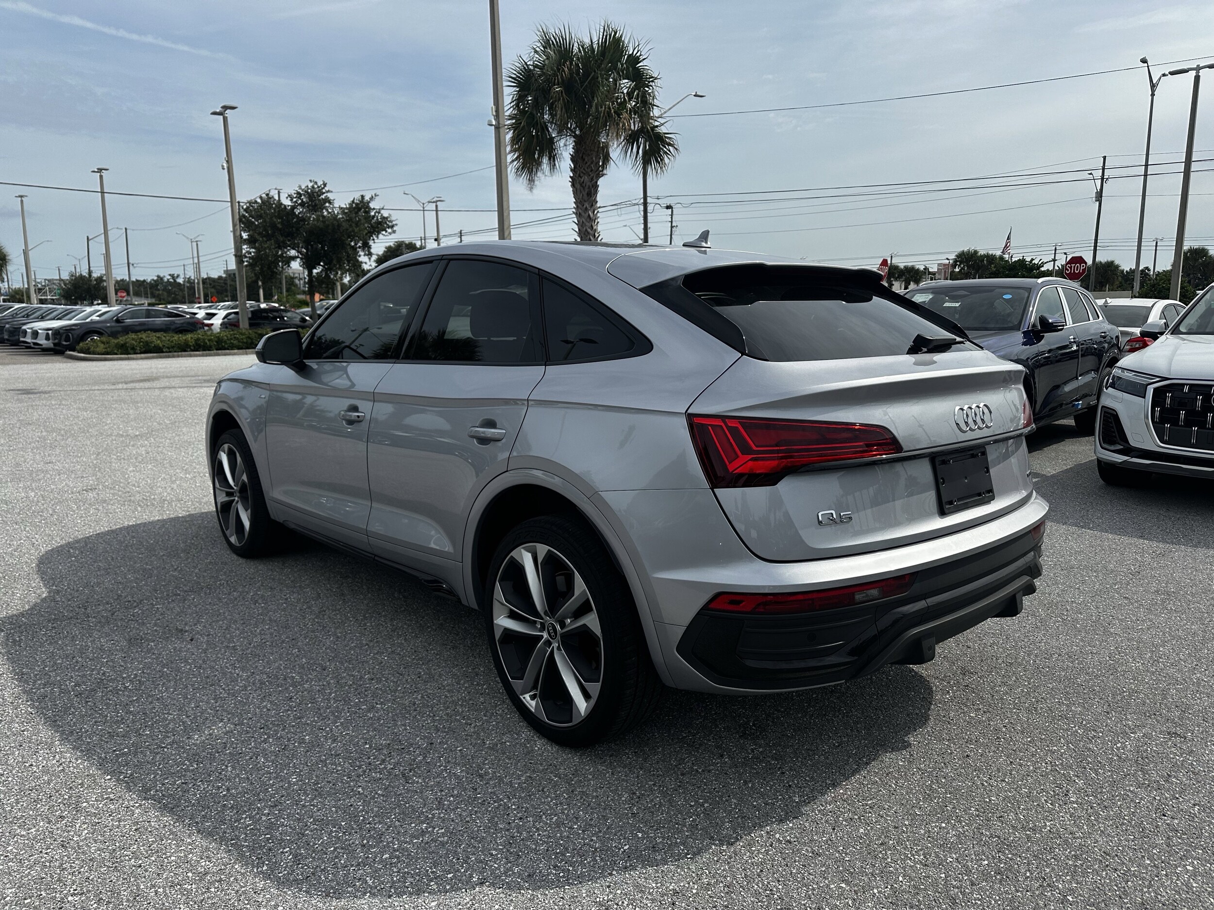 2022 Audi Q5 Sportback S line Premium Plus 45 TFSI photo 2