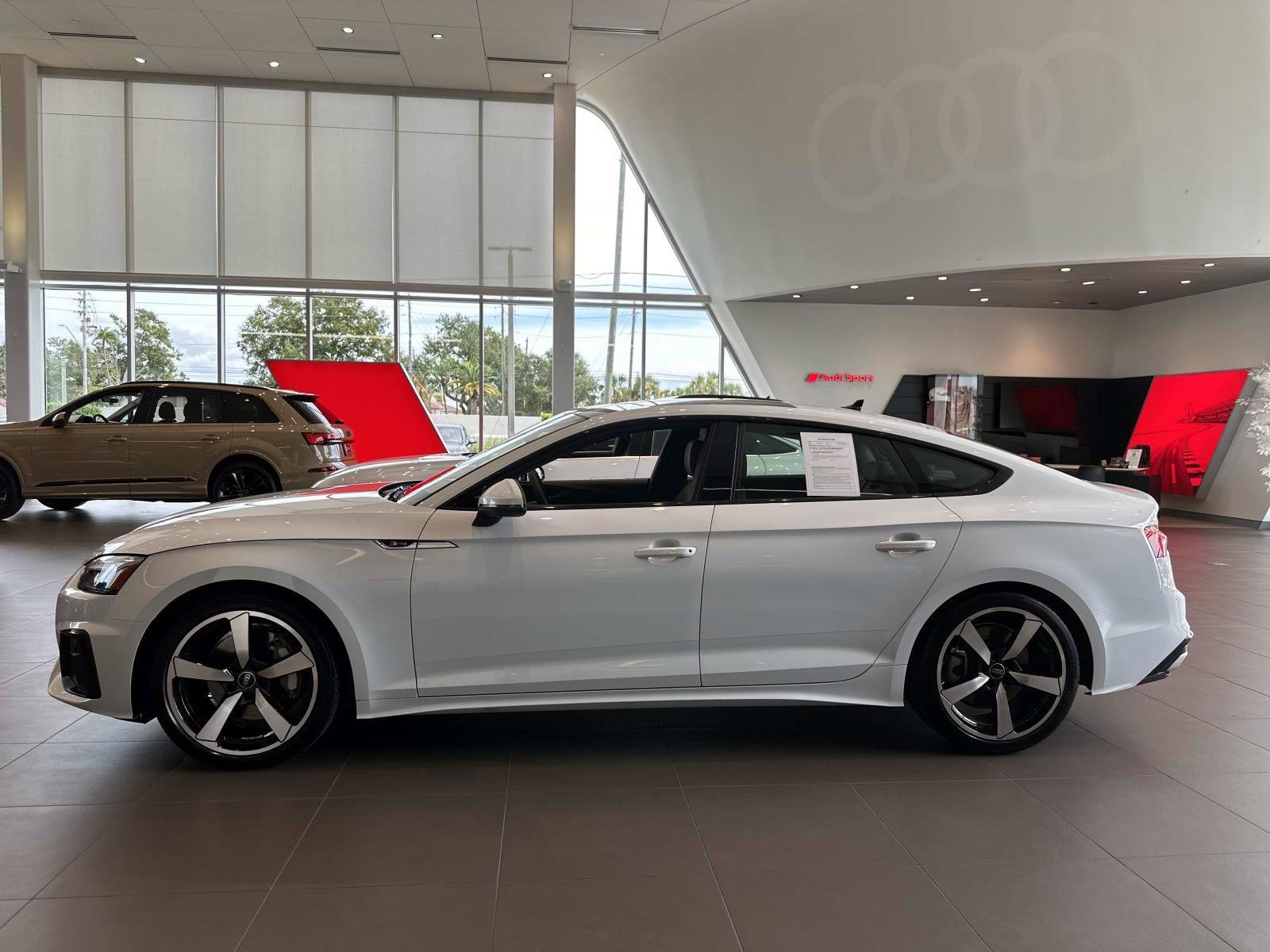 2025 Audi A5 S line Quattro Premium Plus photo 4