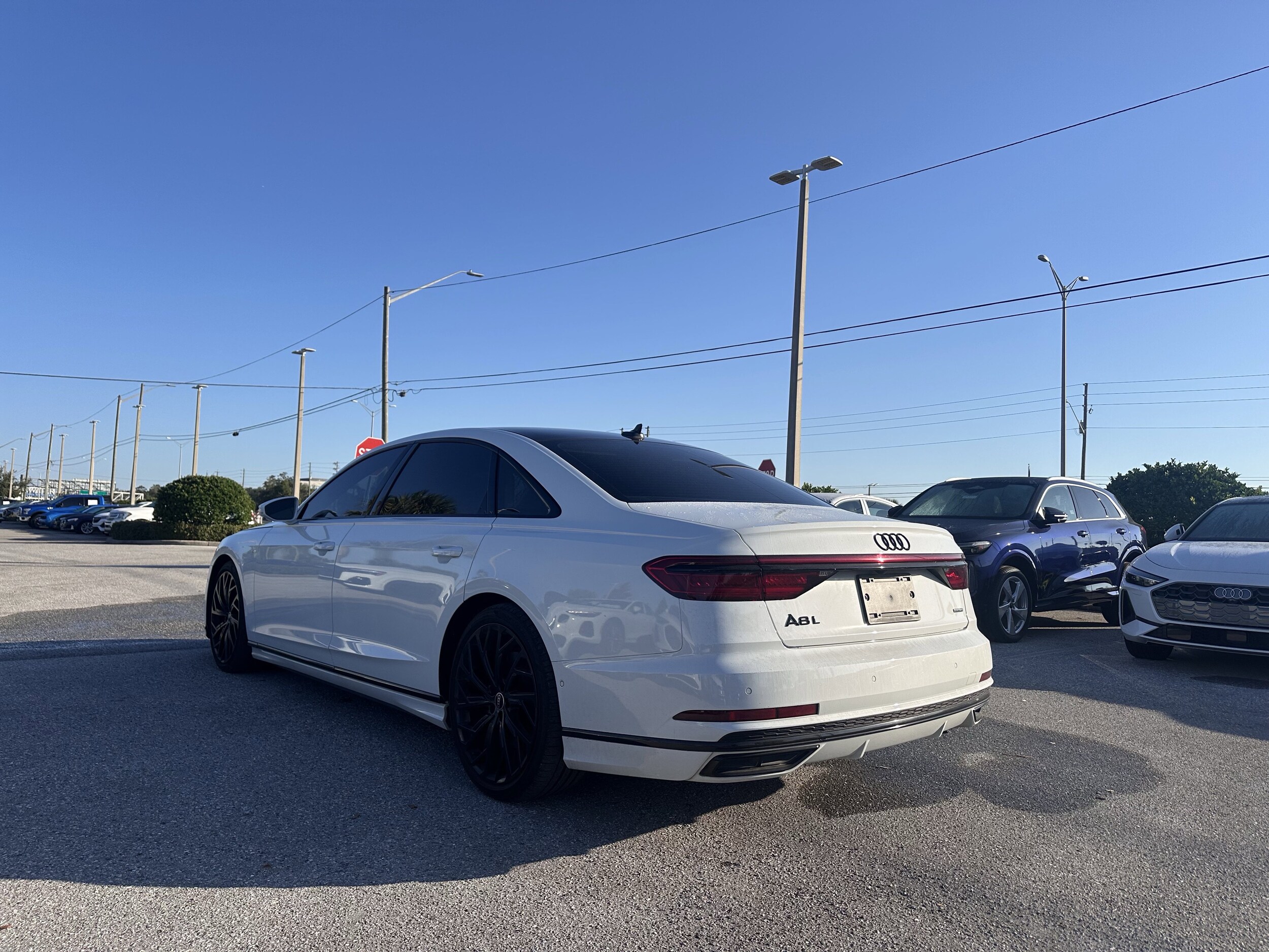 2021 Audi A8 L Quattro photo 3