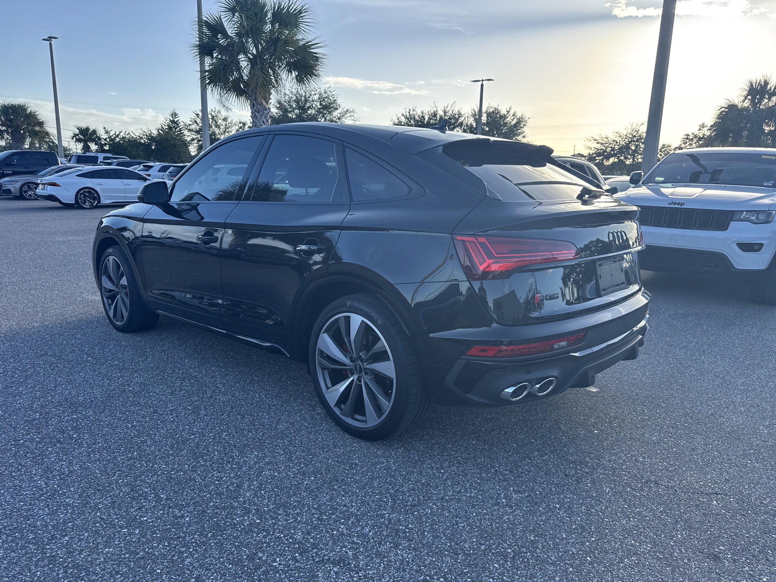 2023 Audi SQ5 Premium Plus photo 2
