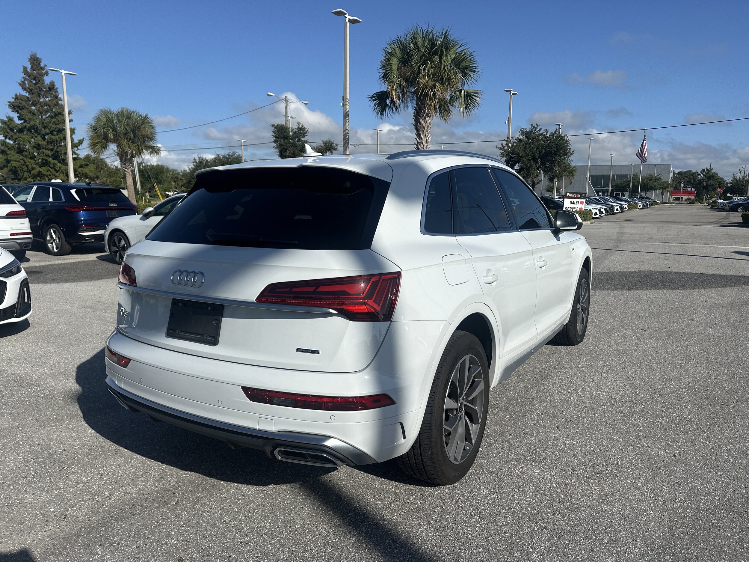 2022 Audi Q5 S line Premium Plus photo 4