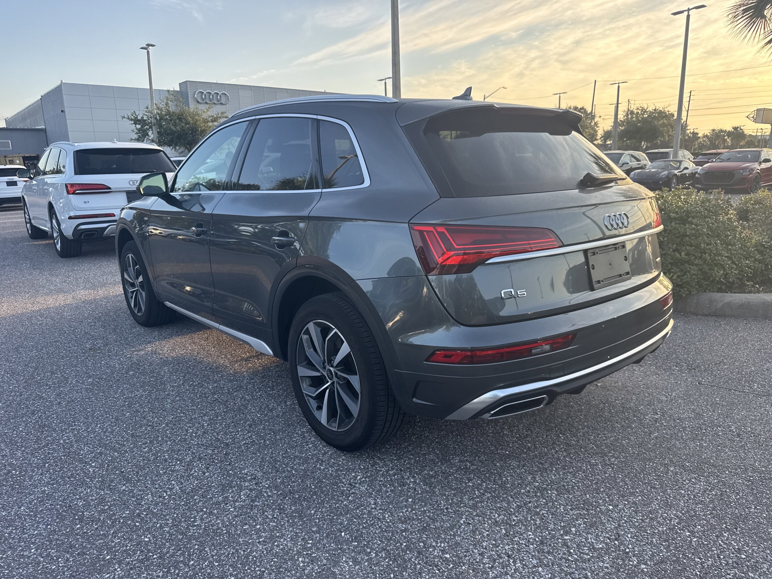2025 Audi Q5 S line Premium Plus photo 2