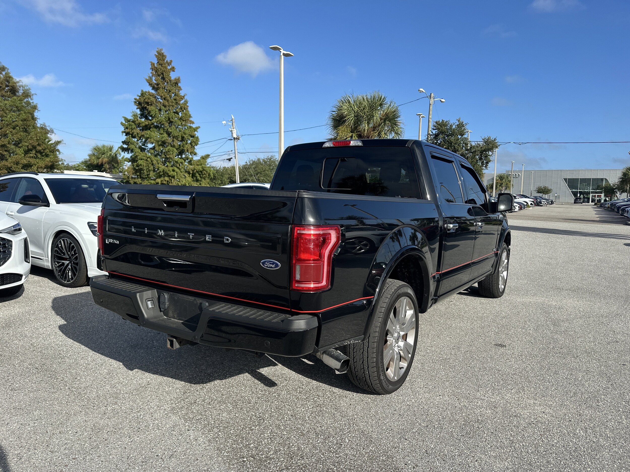 2016 Ford F-150 Limited photo 4