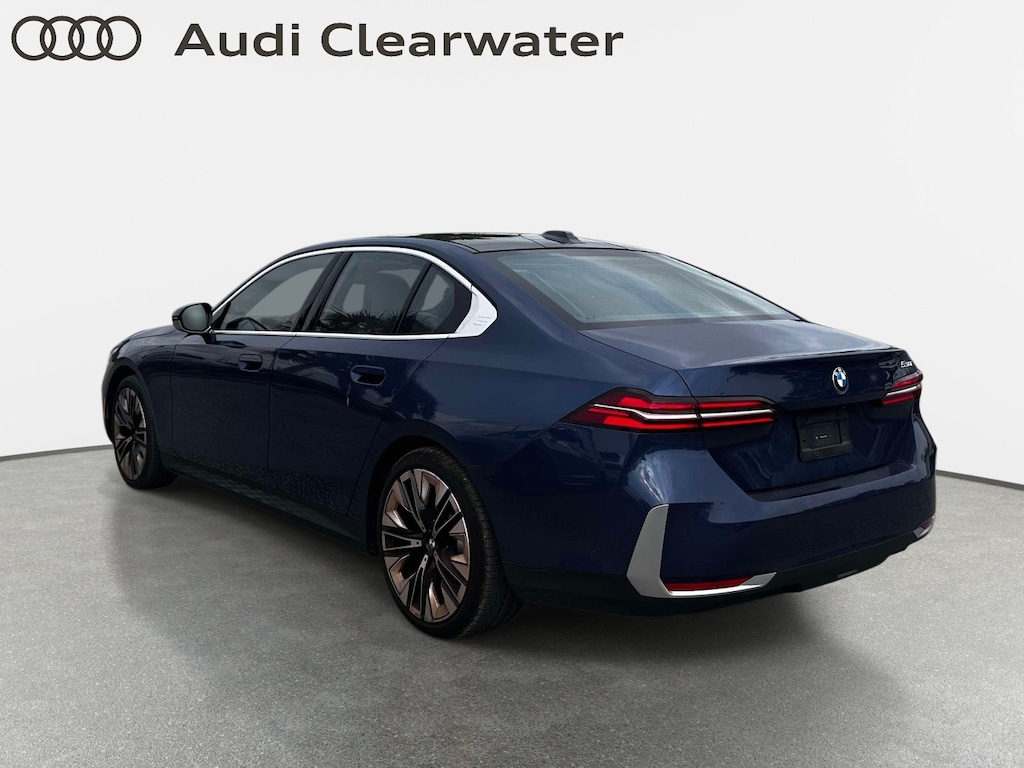 Used 2024 BMW 5 Series 530i Sedan