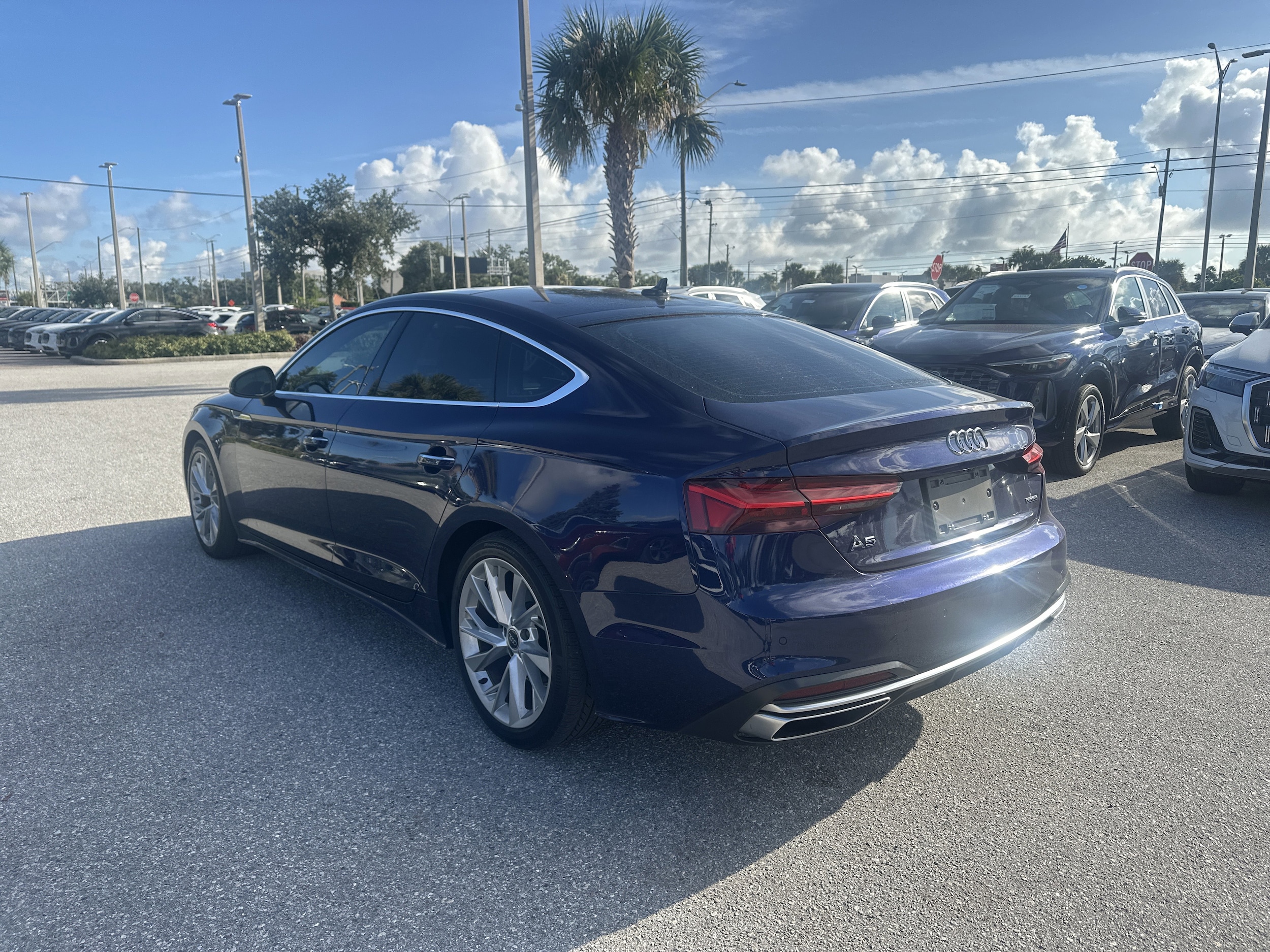2022 Audi A5 Premium Plus 40 TFSI Quattro photo 2