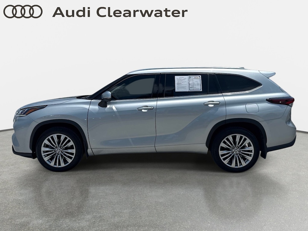 Used 2025 Toyota Highlander Platinum Platinum AWD