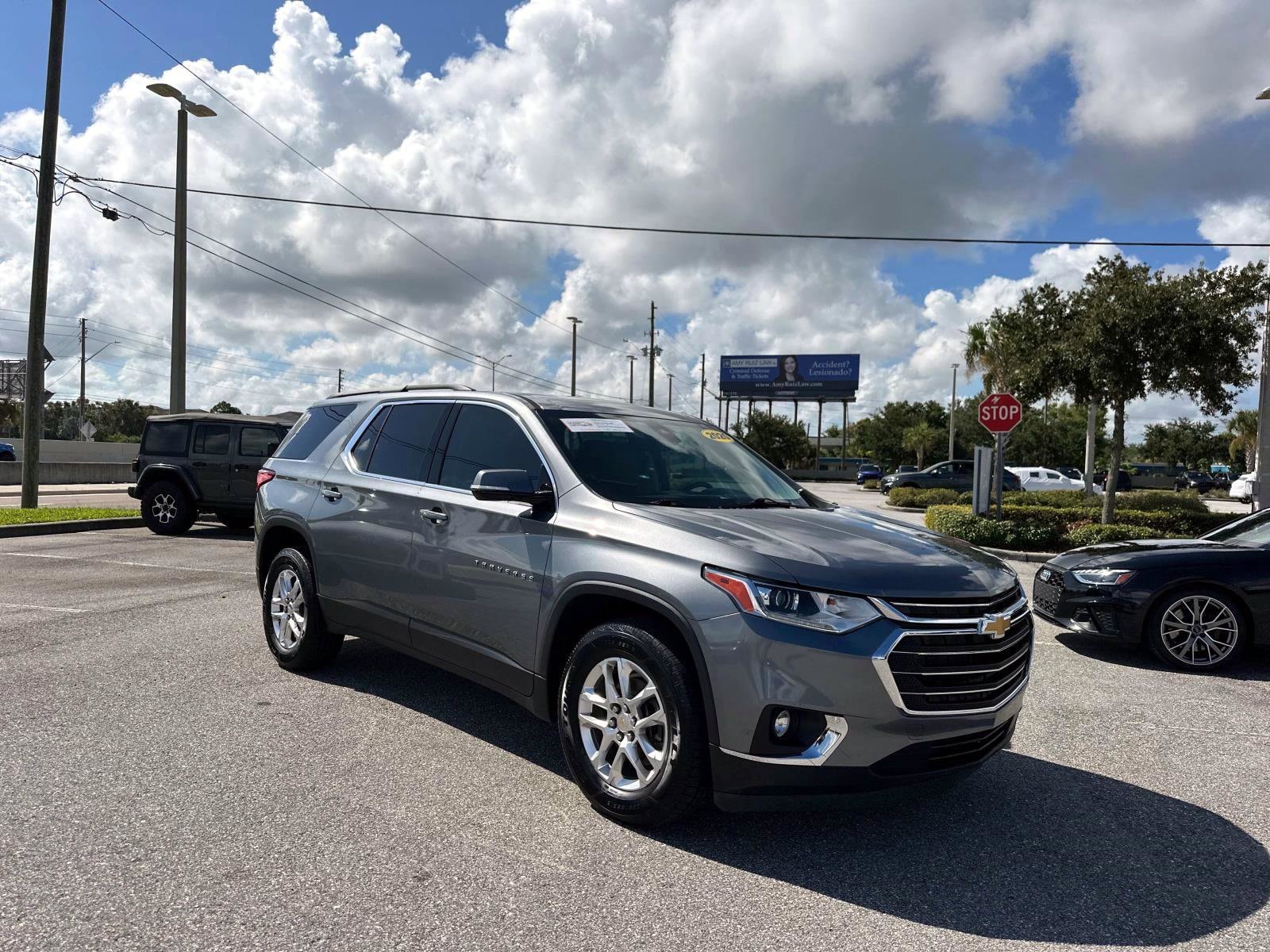 Used 2020 Chevrolet Traverse 1LT with VIN 1GNERGKW9LJ108063 for sale in Clearwater, FL