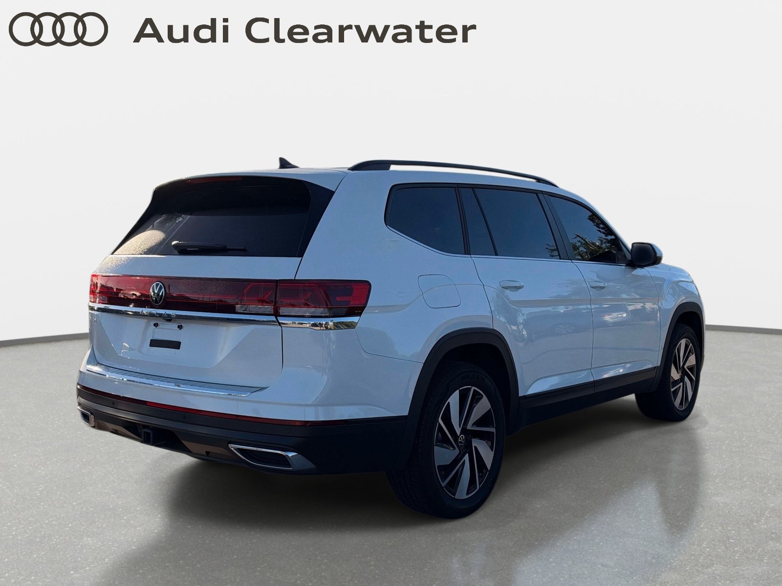 Used 2024 Volkswagen Atlas 2.0T SE w/Technology 2.0T SE w/Technology FWD