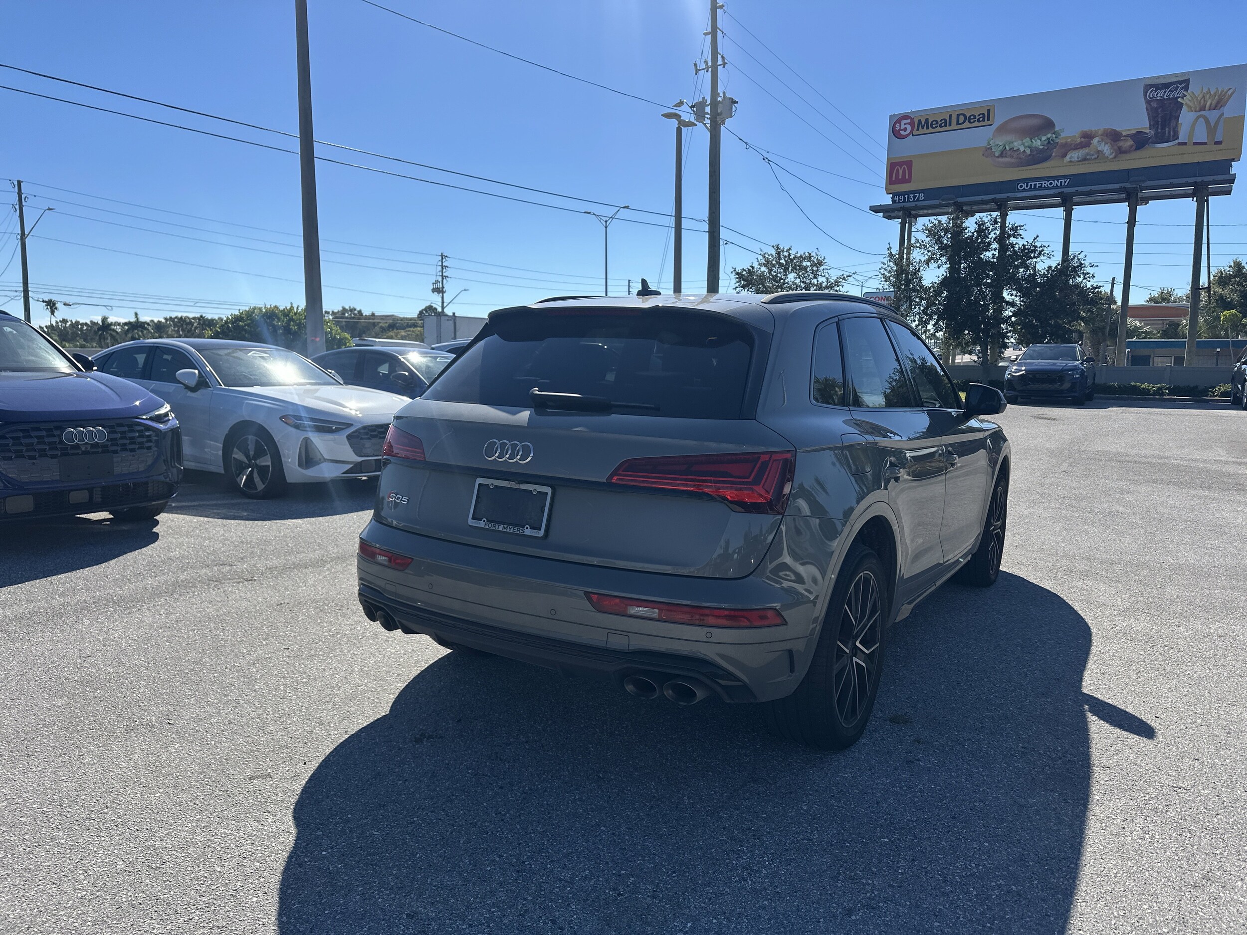2023 Audi SQ5 Premium Plus photo 3