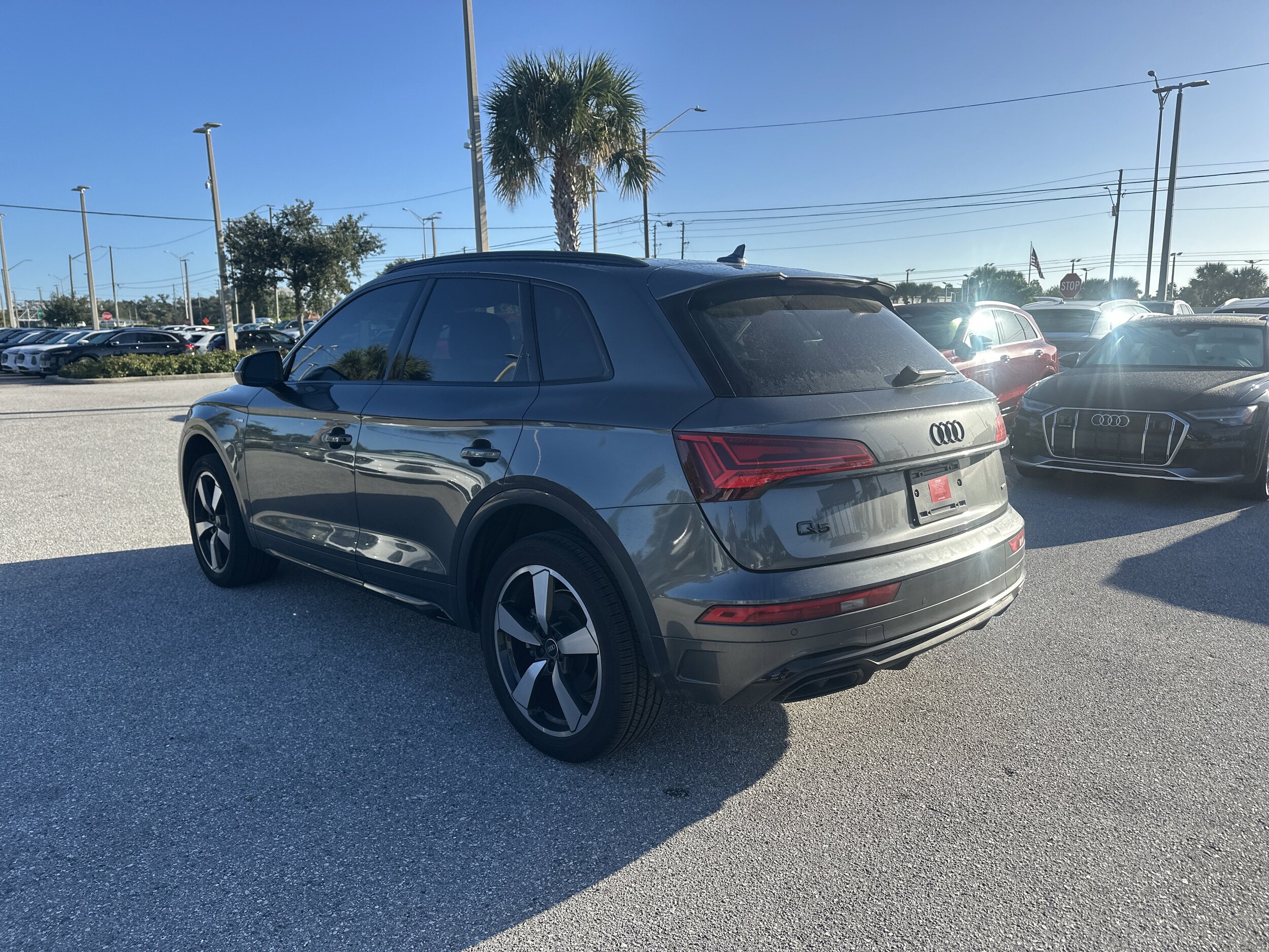 2023 Audi Q5 S line Premium Plus photo 2