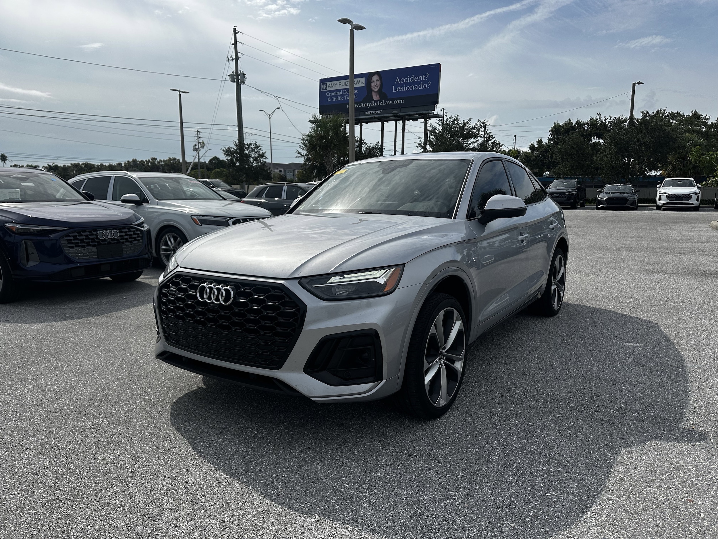 2022 Audi Q5 Sportback S line Premium Plus 45 TFSI photo 2