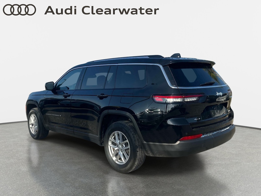 Used 2023 Jeep Grand Cherokee L Laredo Laredo 4x4