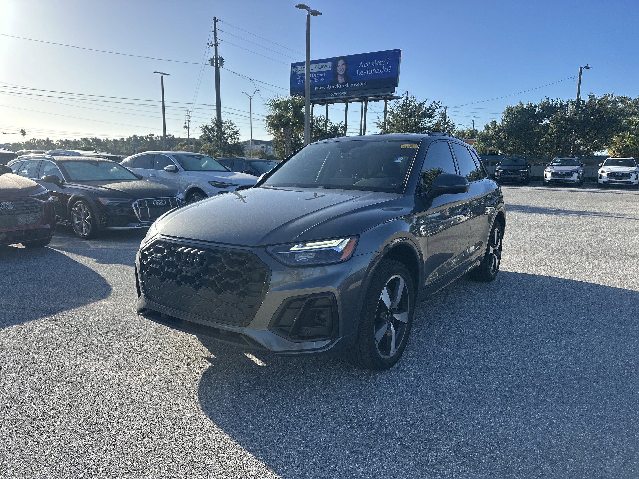 2023 Audi Q5 S line Premium Plus photo 2