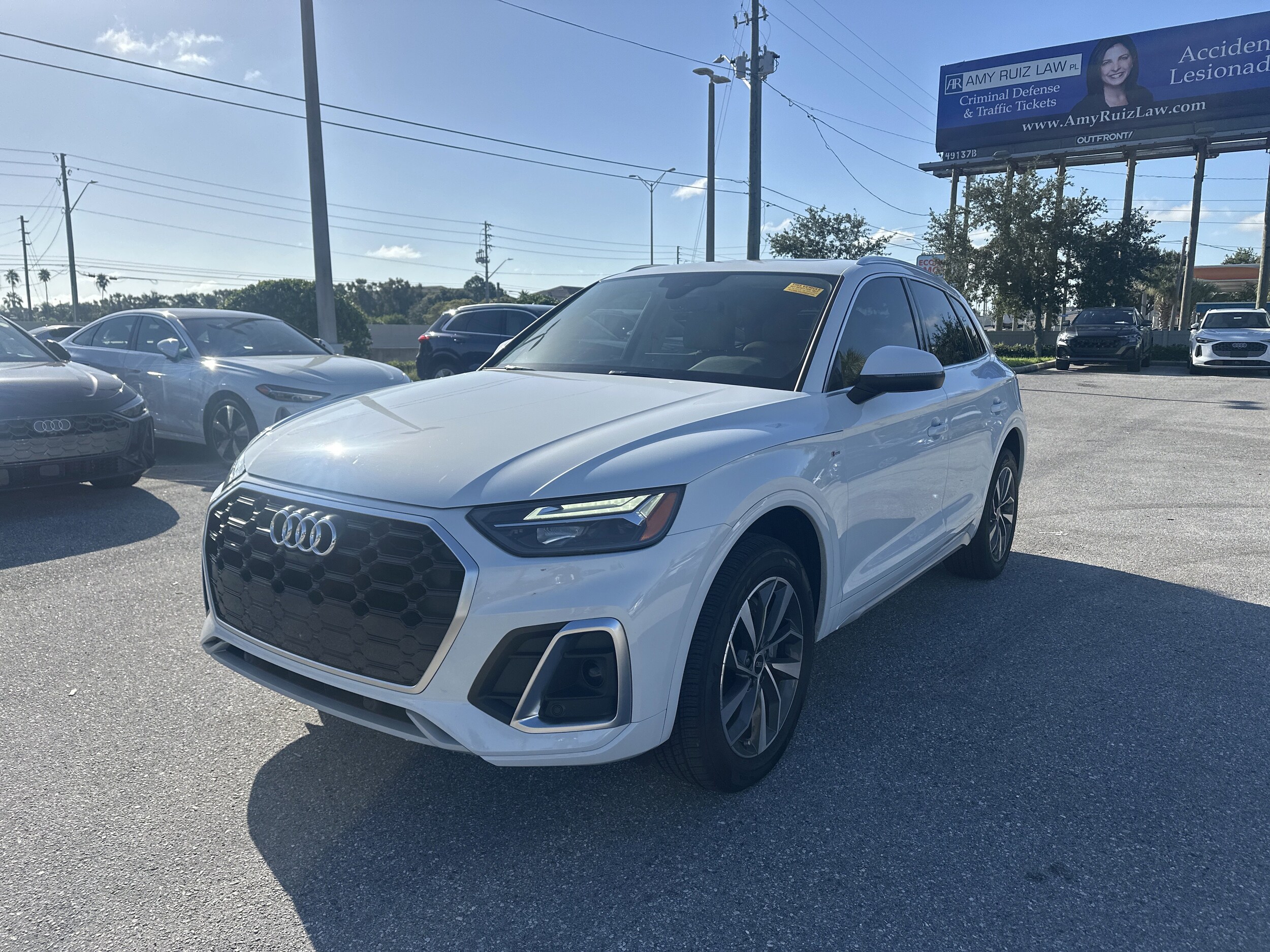 2022 Audi Q5 S line Premium Plus photo 2