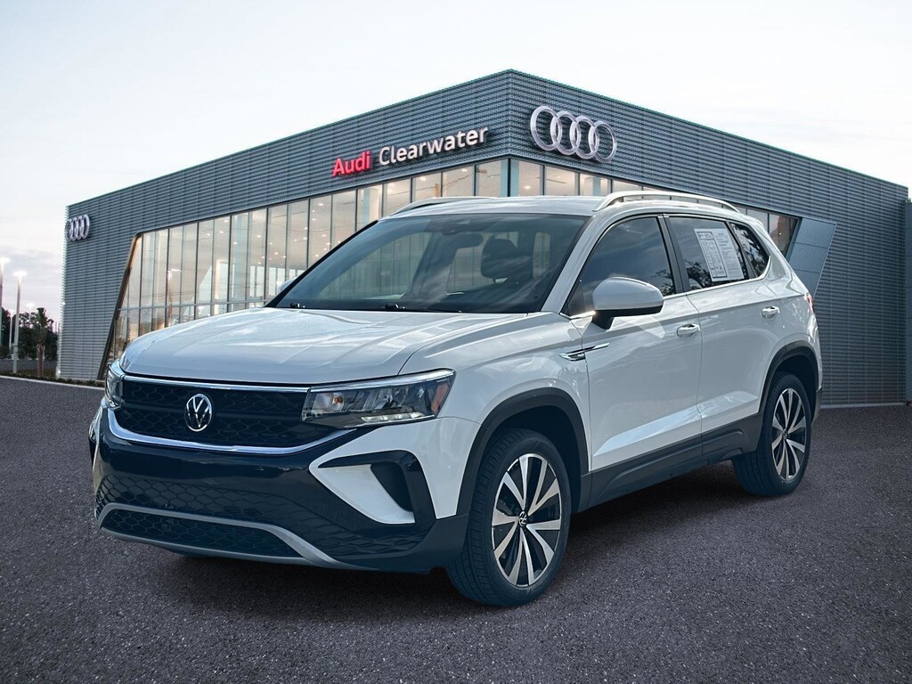 Used 2023 Volkswagen Taos SE SE FWD