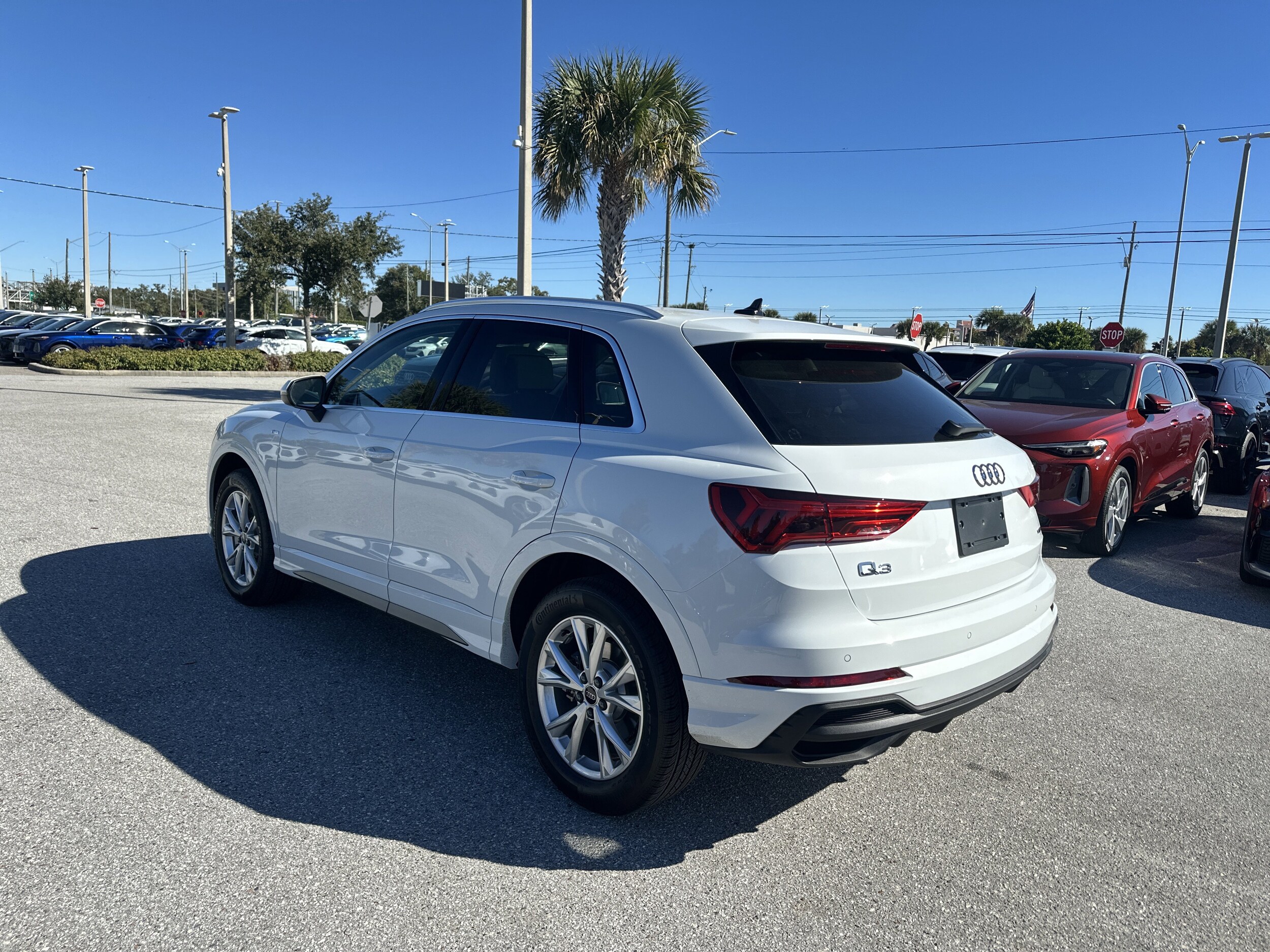 2025 Audi Q3 S line Premium Plus photo 3