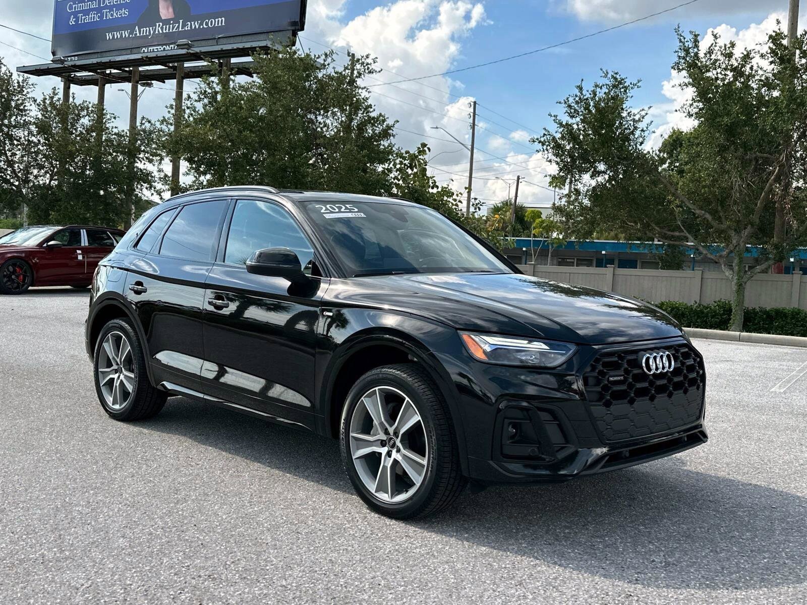 2025 Audi Q5 S line Premium photo 2