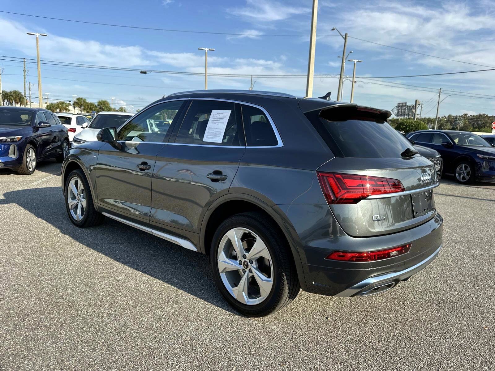2023 Audi Q5 S line Premium Plus photo 3