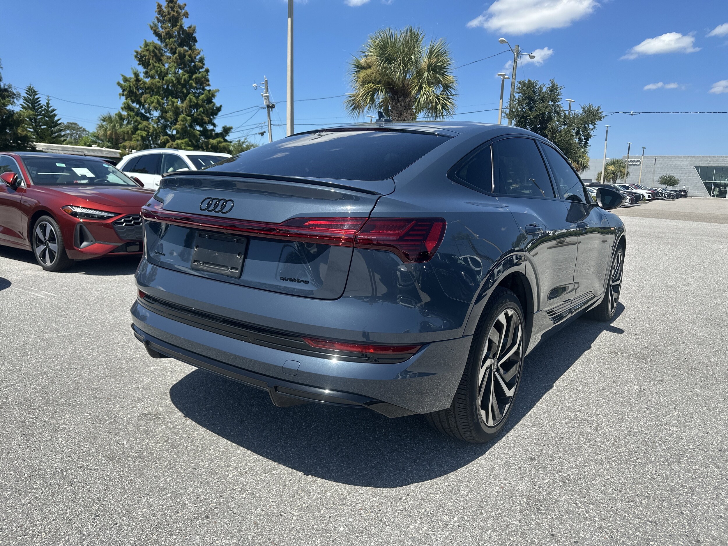2023 Audi e-tron Sportback S line Premium Plus photo 4