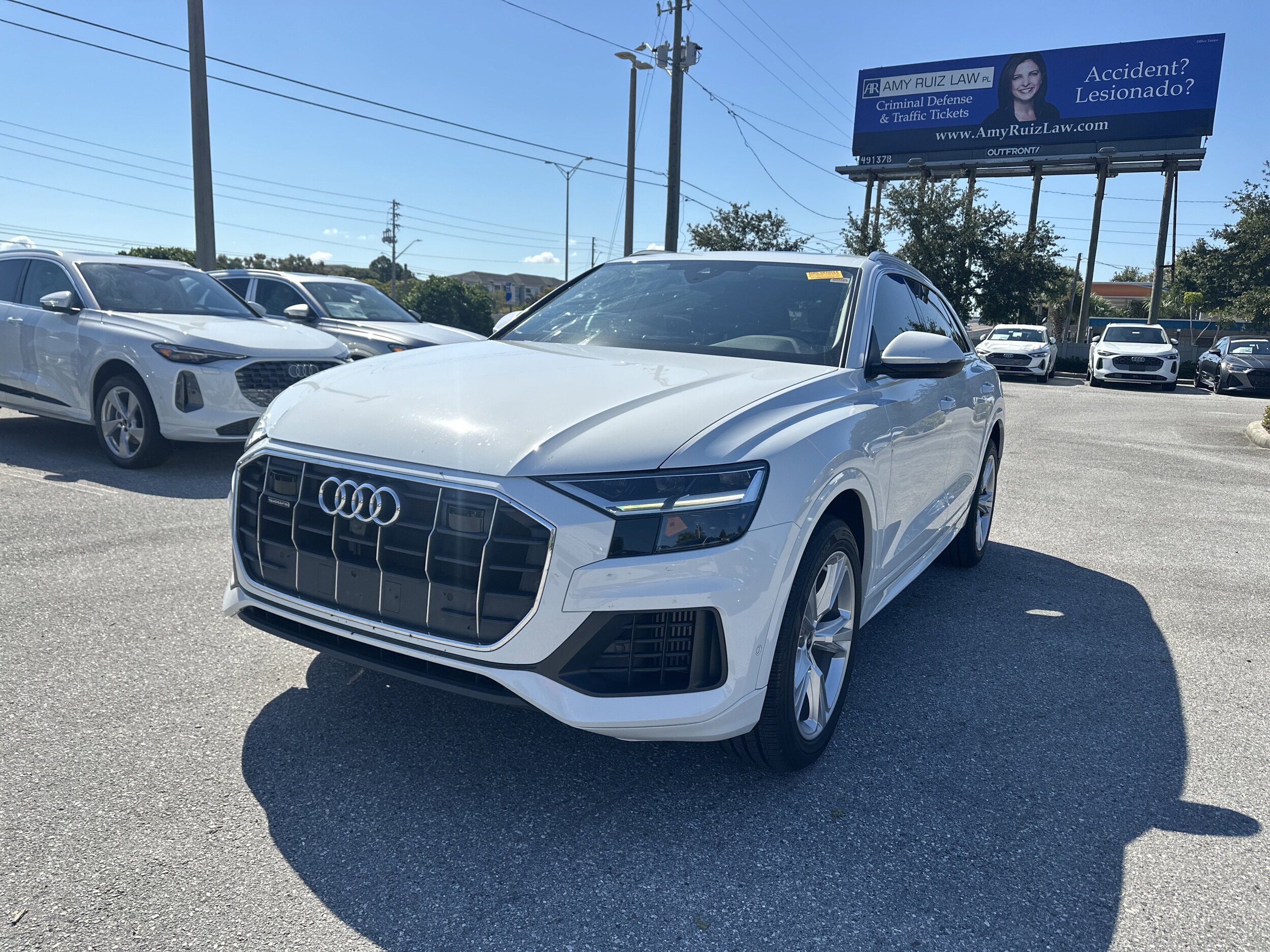 2022 Audi Q8 Premium Plus 55 photo 2