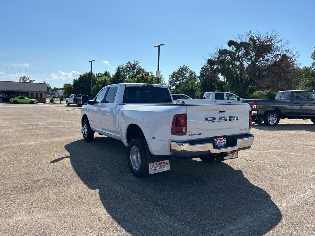 2025 Ram 3500 Laramie photo 3