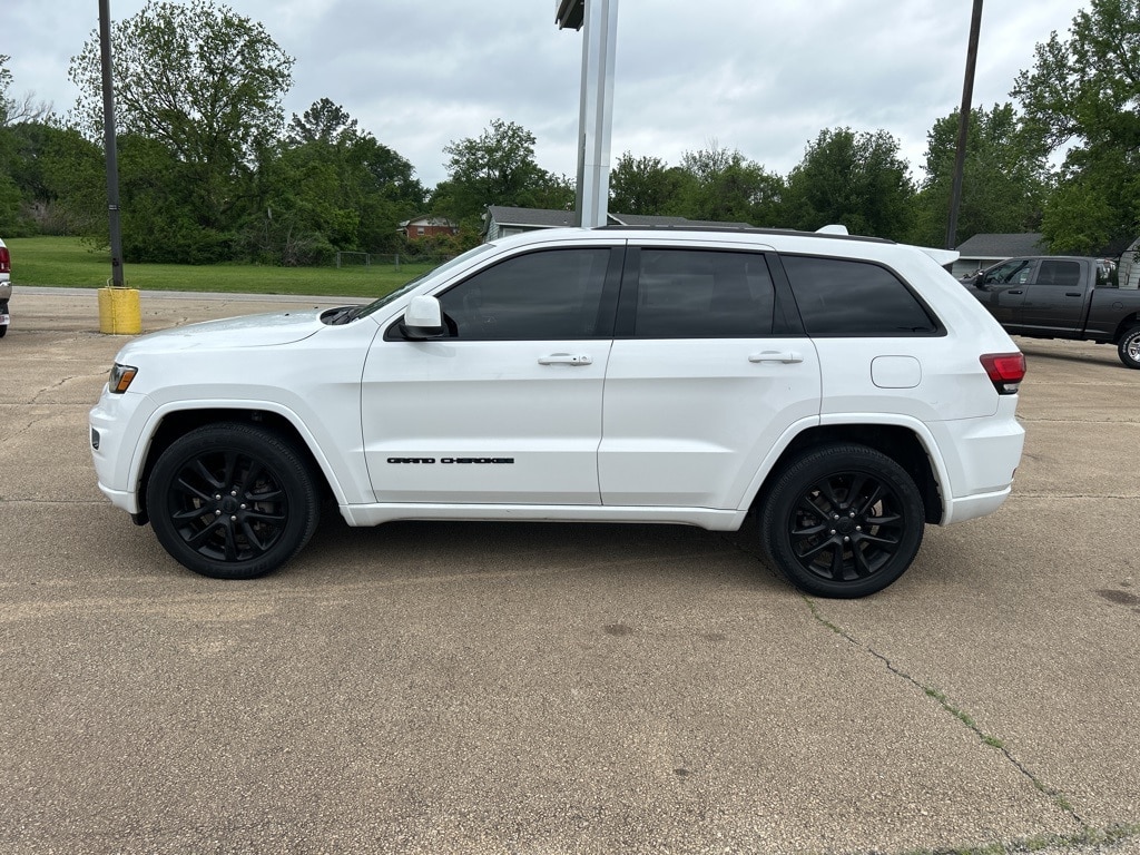 Used 2020 Jeep Grand Cherokee Altitude with VIN 1C4RJFAG3LC419658 for sale in Bristow, OK