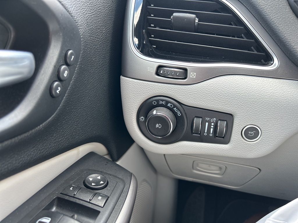 2021 Jeep Cherokee Limited - Photo 22