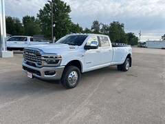 2025 Ram 3500 LIMITED LONGHORN CREW CAB 4X4 8' BOX Pickup