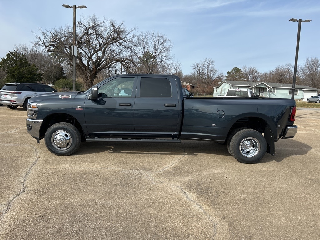 New 2026 Ram 3500 TRADESMAN CREW CAB 4X4 8' BOX Pickup