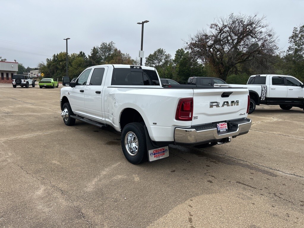 2026 Ram 3500 Tradesman photo 3