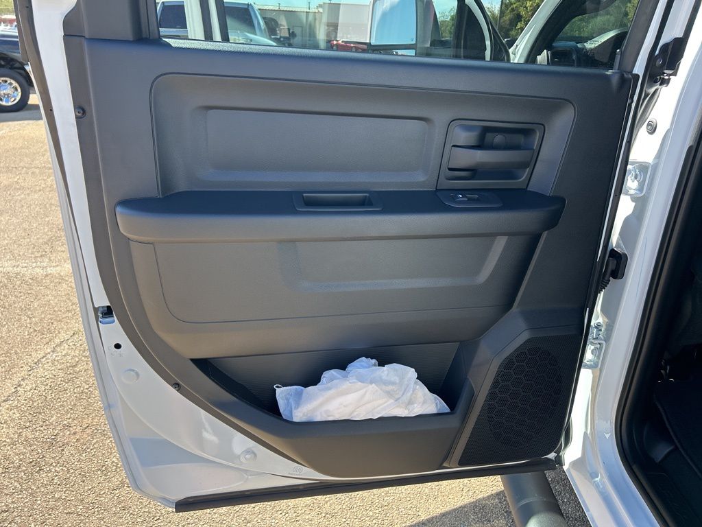 2026 RAM 2500 Tradesman - Photo 11