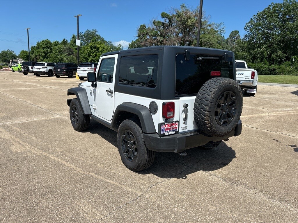 2015 Jeep Wrangler Willys Wheeler photo 3