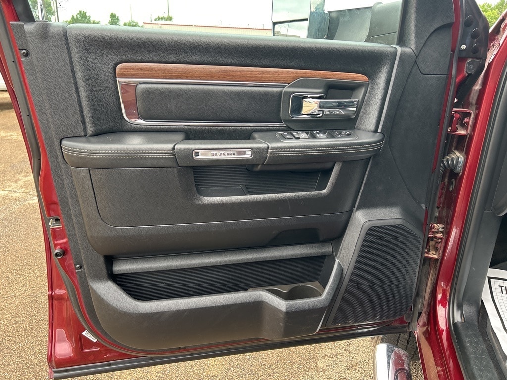 Used 2018 RAM Ram 3500 Pickup Laramie with VIN 3C63RRJL1JG271556 for sale in Bristow, OK