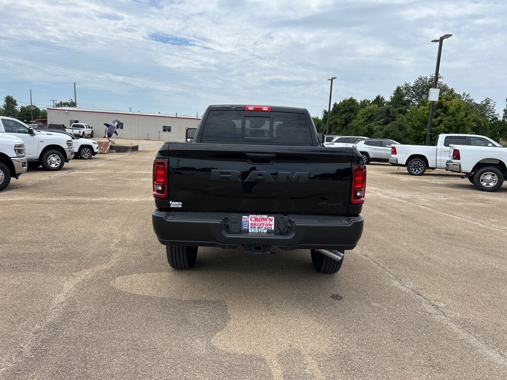2025 Ram 2500 Tradesman photo 2