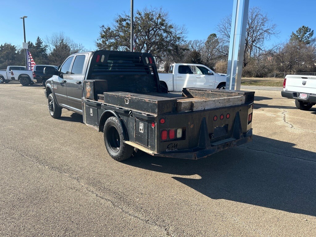 2017 Ram 3500 Tradesman photo 3