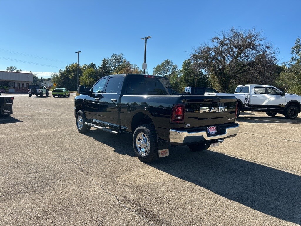 2026 Ram 2500 Tradesman photo 3