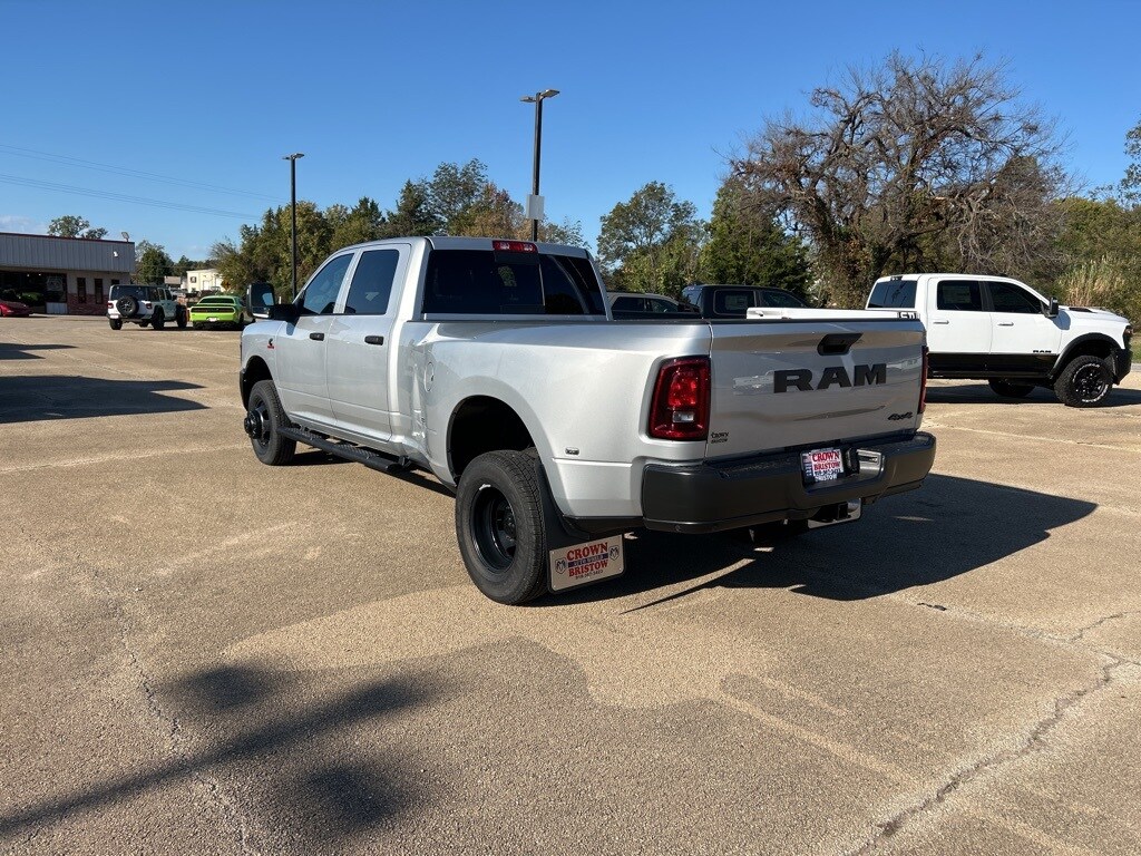 2026 Ram 3500 Tradesman photo 3