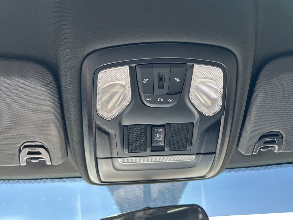 2023 RAM Ram 2500 Pickup Tradesman - Photo 23