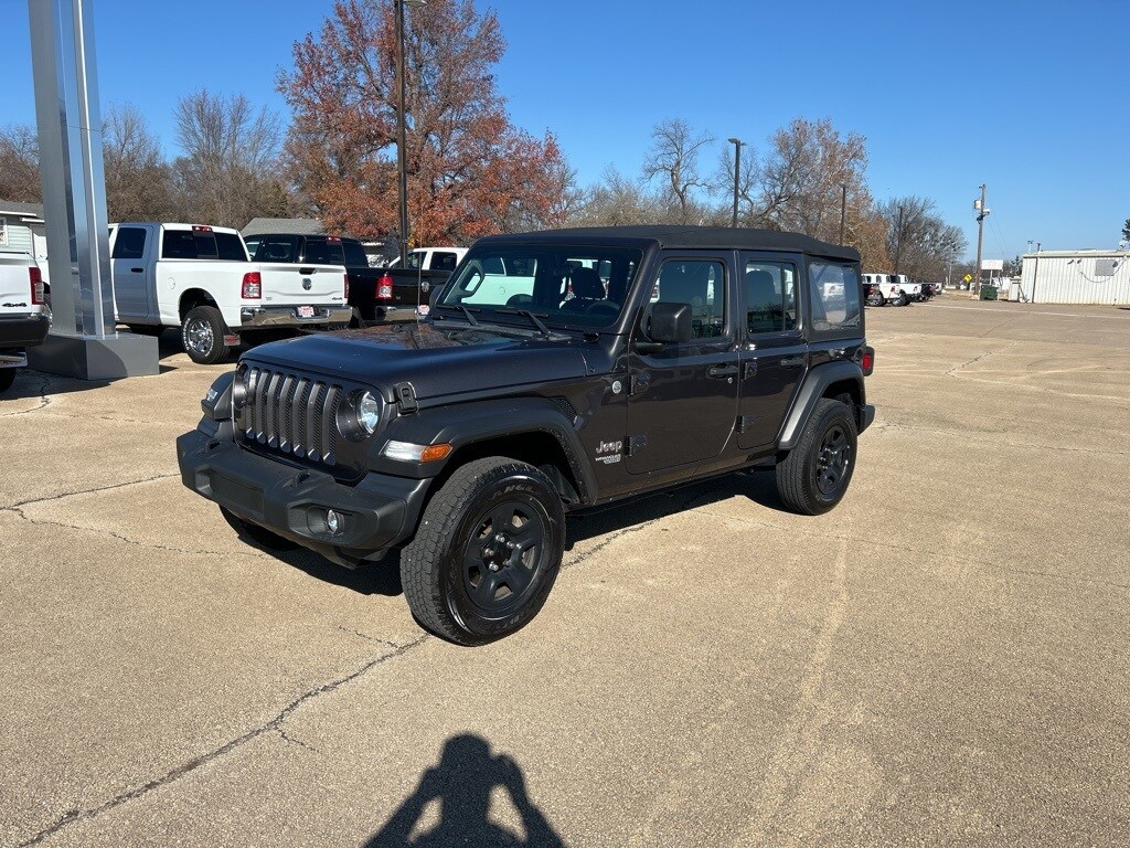 2025 Jeep Wrangler Sport photo 5
