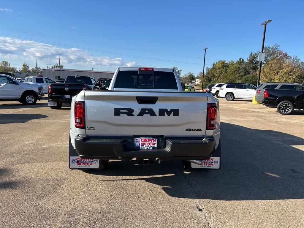 2026 Ram 3500 Tradesman photo 4