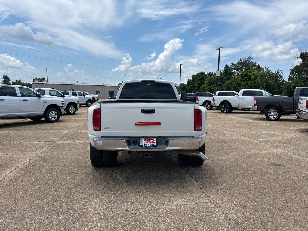 2004 Dodge Ram 3500 SLT photo 4