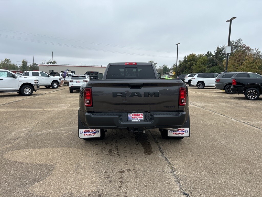 2026 Ram 3500 Tradesman photo 4