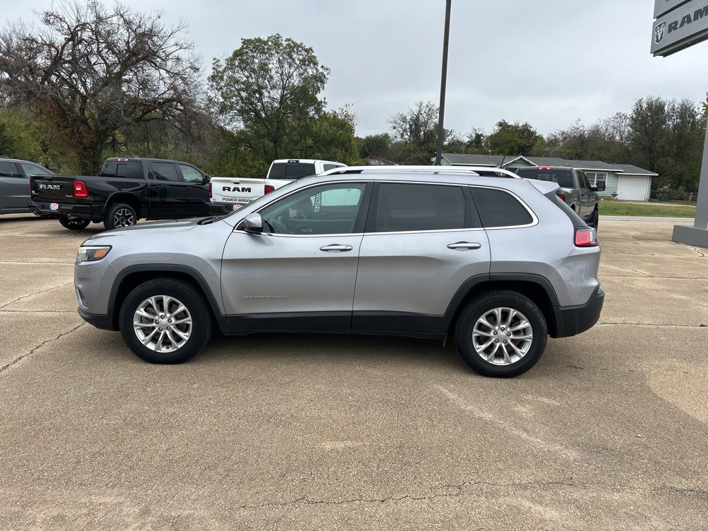 Used 2019 Jeep Cherokee Latitude with VIN 1C4PJMCB6KD239824 for sale in Bristow, OK