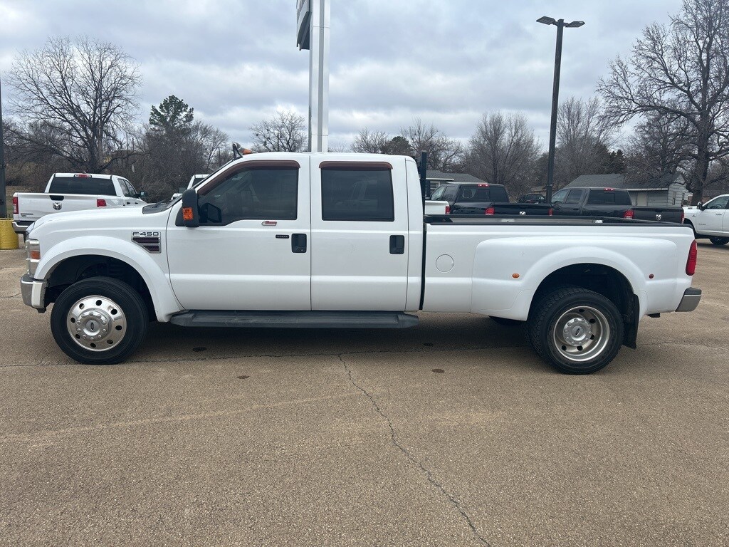 2008 Ford F-450 photo 2