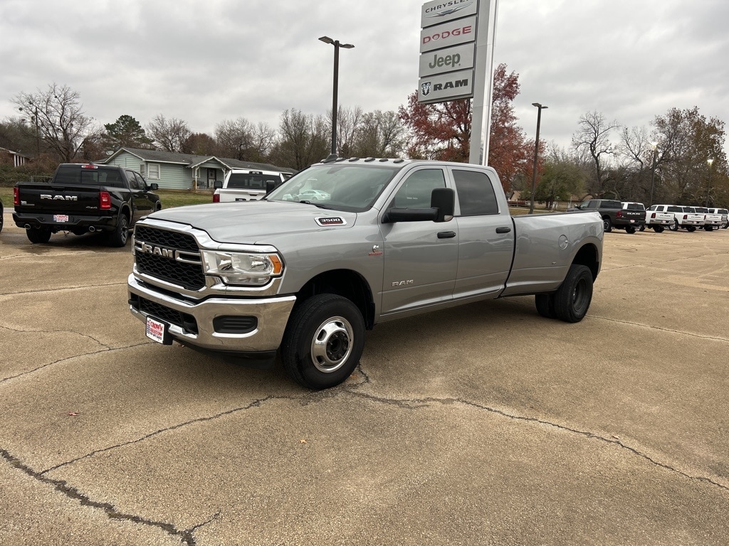 2022 RAM Ram 3500 Pickup Tradesman's photo