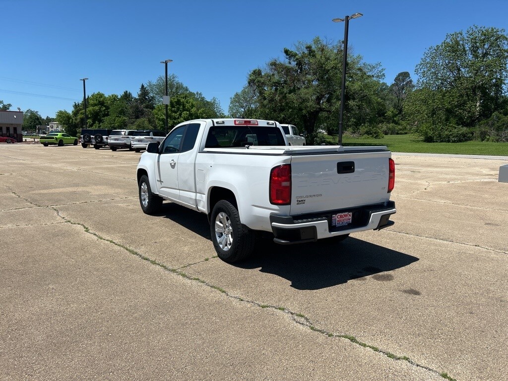 2021 Chevrolet Colorado LT photo 3