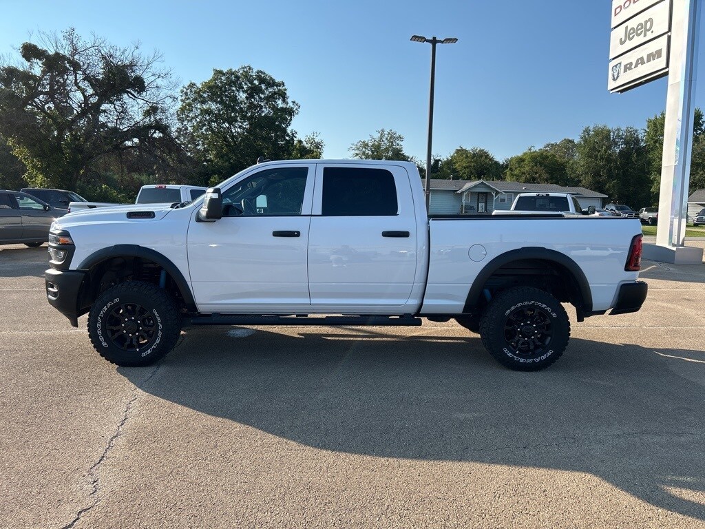 2025 Ram 2500 Tradesman photo 2
